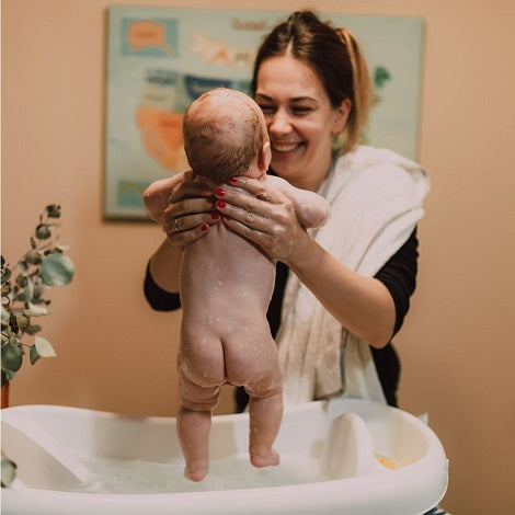 4 conseils pour le bain du bébé