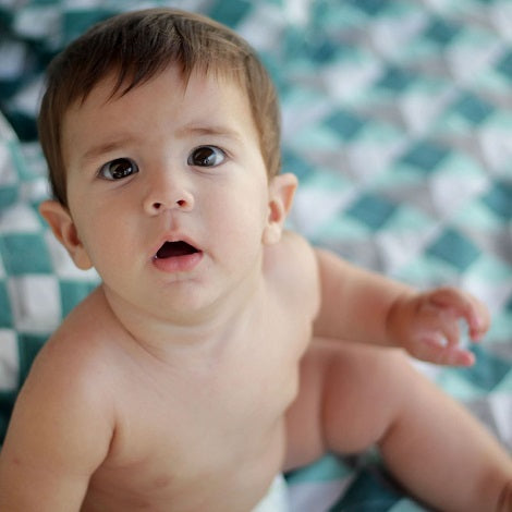 L’environnement de mon bébé a-t-il un rôle sur son développement moteur?