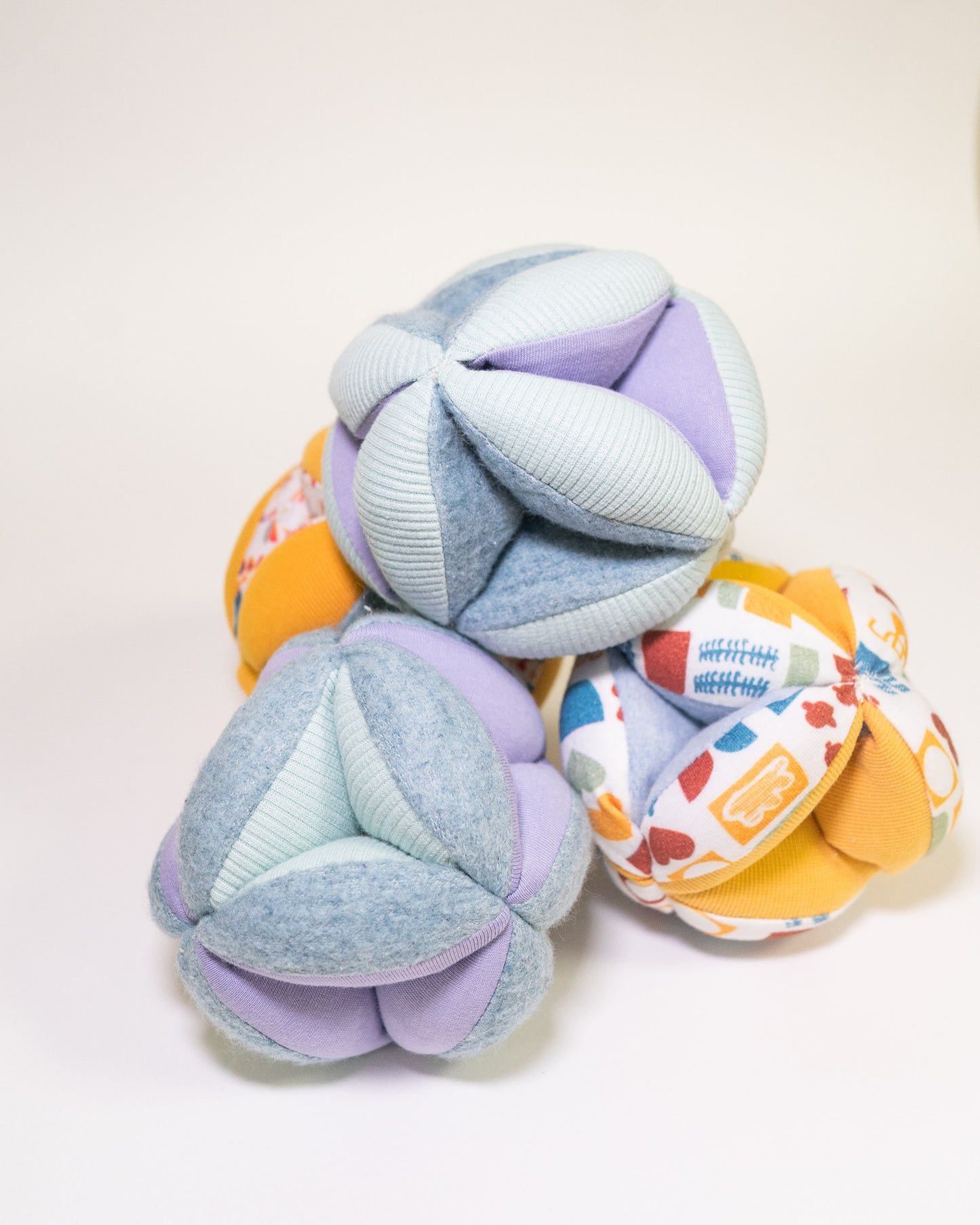 Balle de préhension évolutive Apushi