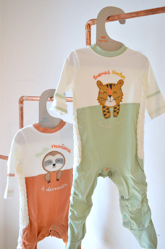 Dulces sueños birth gift - Perezoso + Tigrillo evolving pajamas